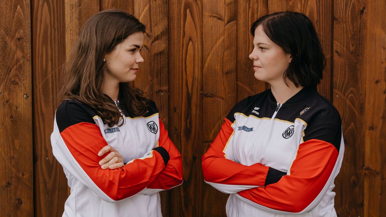 Foto: DSB / Nele Wißmer und Nadine Messerschmidt bekommen es im olympischen Skeet-Wettkampf "nur" mit 27 Konkurrentinnen zu tun.