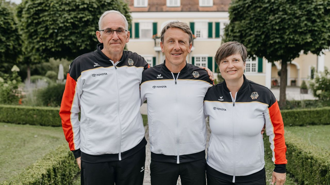 Foto: Lisa Haensch / Das Trainertrio Bogen für Paris 2024: Reinhard Kisselbach, Oliver Haidn und Dr. Grit Reimann.