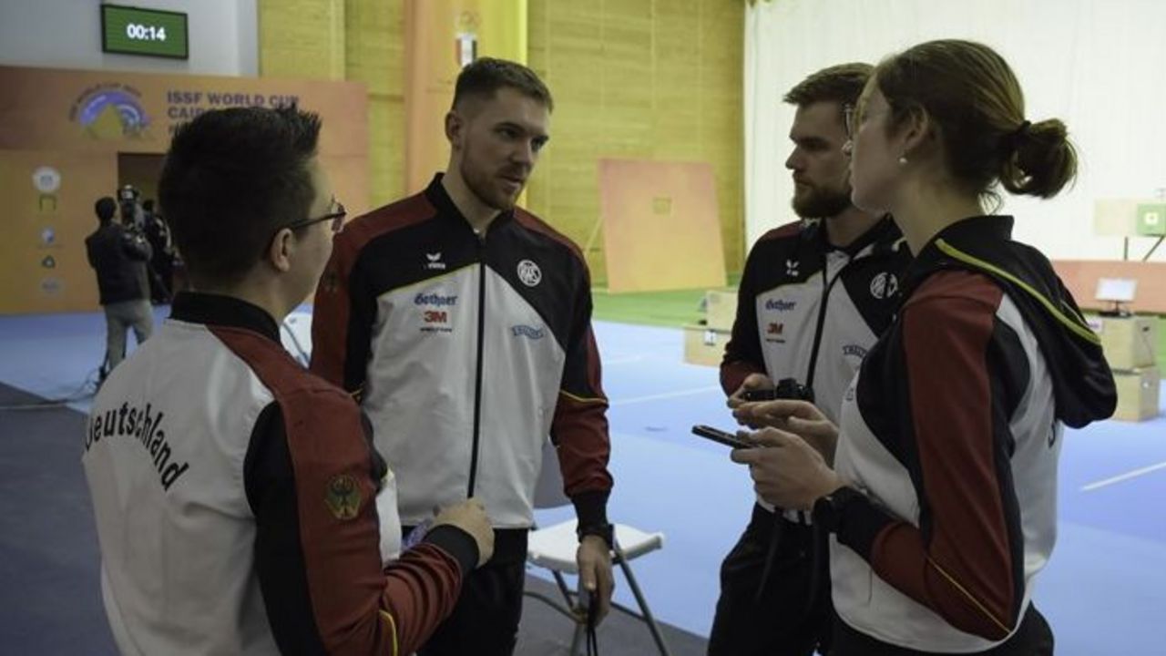 Foto: Issf / Ambitioniert und hoffnungsvoll für die WM! Das Gewehr-Quartett Lisa Müller, Maximilian Dallinger, David Koenders und Anna Janßen.